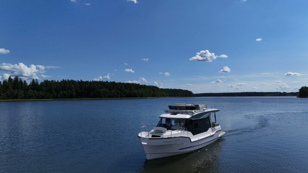 rejsy Jezioro Rożnowskie GoldYacht